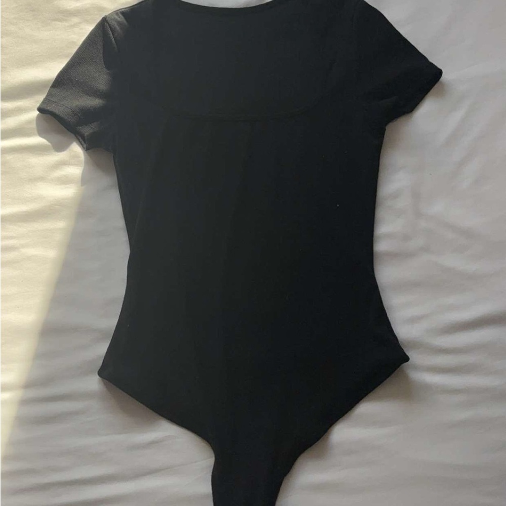 Black Short Sleeve Women's Tee